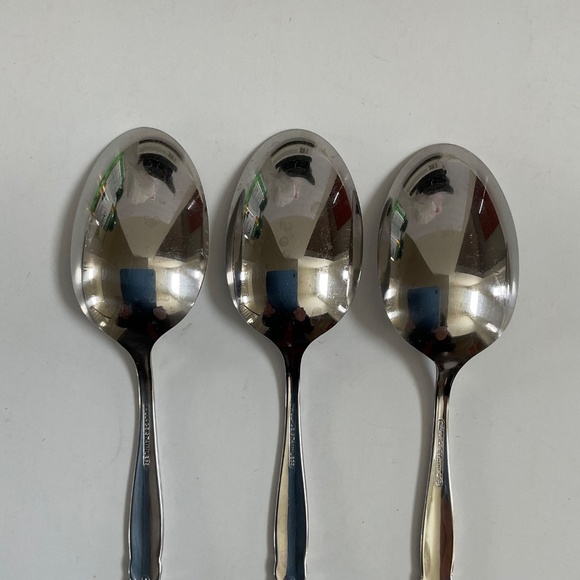 6 Place/soup spoon Wallace POISE Stanless Glossy Silverware - Picture 12 of 16